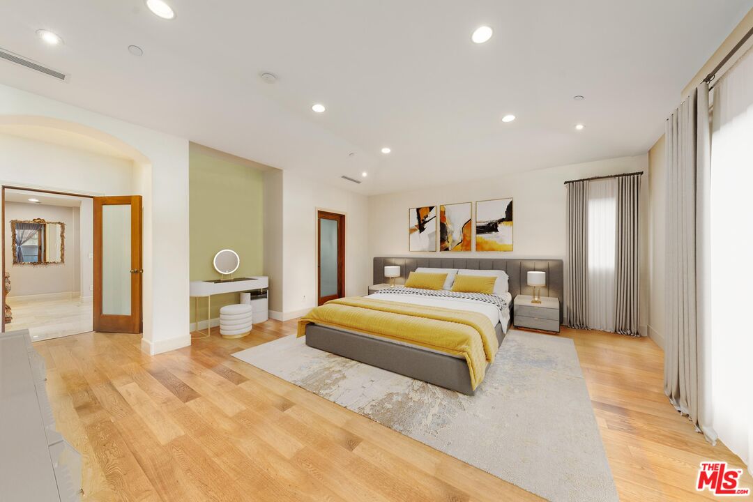 720 San Vicente Blvd, Santa Monica