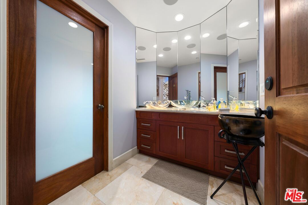 720 San Vicente Blvd, Santa Monica