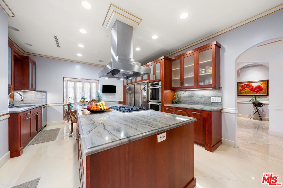 720 San Vicente Blvd, Santa Monica