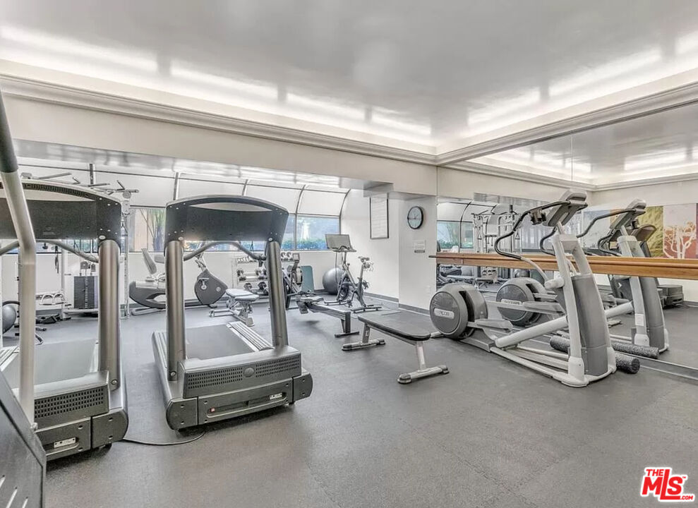 1155 N La Cienega Blvd Unit: 614