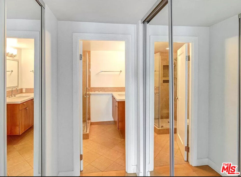 1155 N La Cienega Blvd Unit: 614