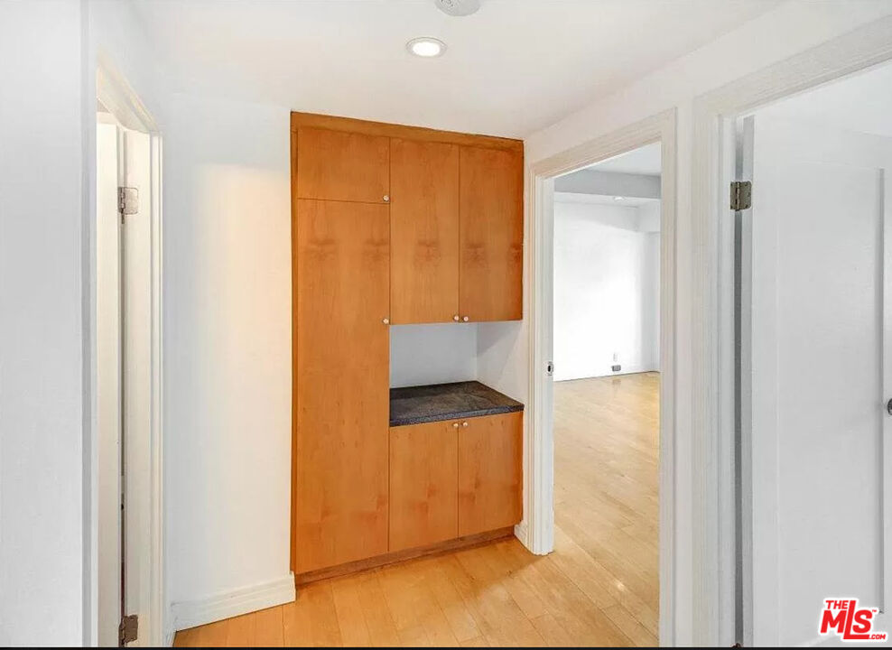 1155 N La Cienega Blvd Unit: 614