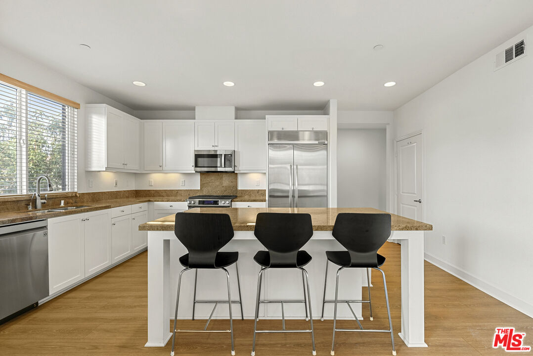 12887 Runway Rd Unit: 3, Playa Vista