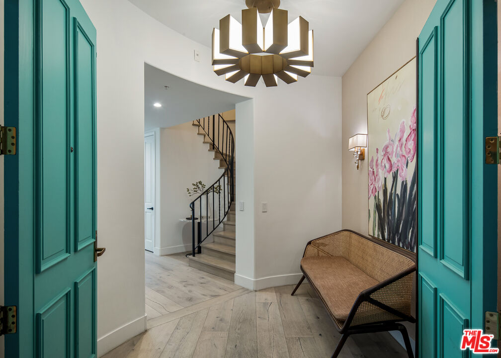 11500 San Vicente Blvd Unit: 221, Brentwood