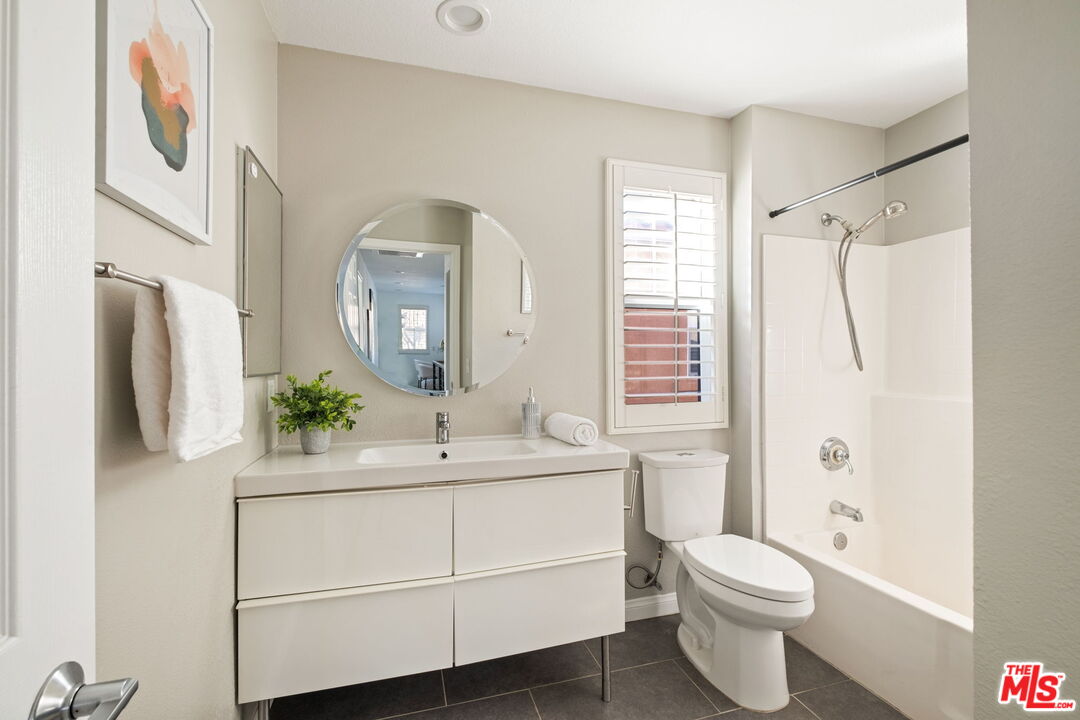 5309 Ballona Ln, Culver City