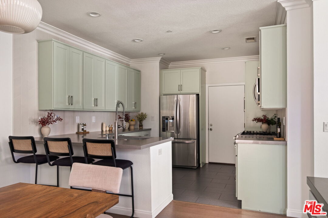 5309 Ballona Ln, Culver City