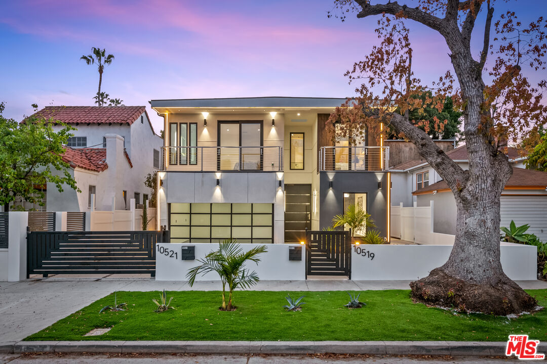 10519 Louisiana Ave, Westwood