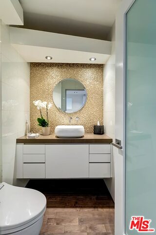 201 Ocean Ave Unit: 504B