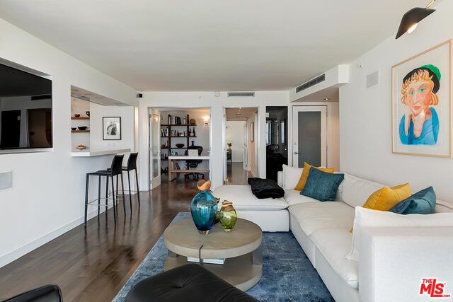 201 Ocean Ave Unit: 504B