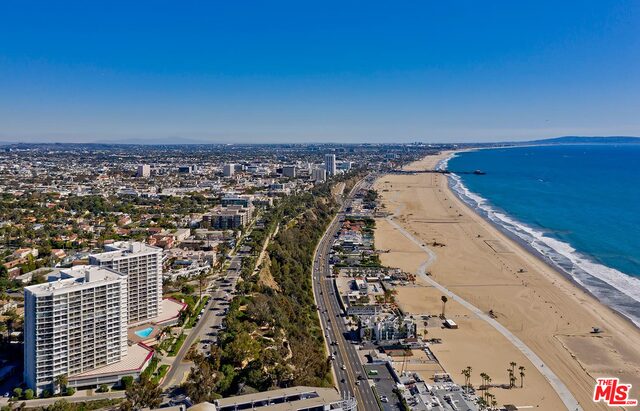 201 Ocean Ave Unit: 504B