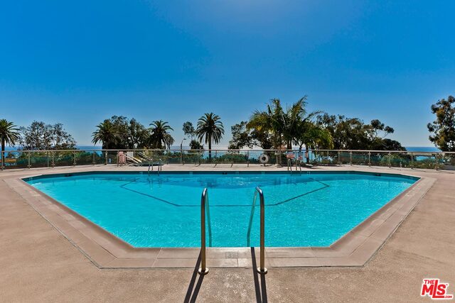 201 Ocean Ave Unit: 504B