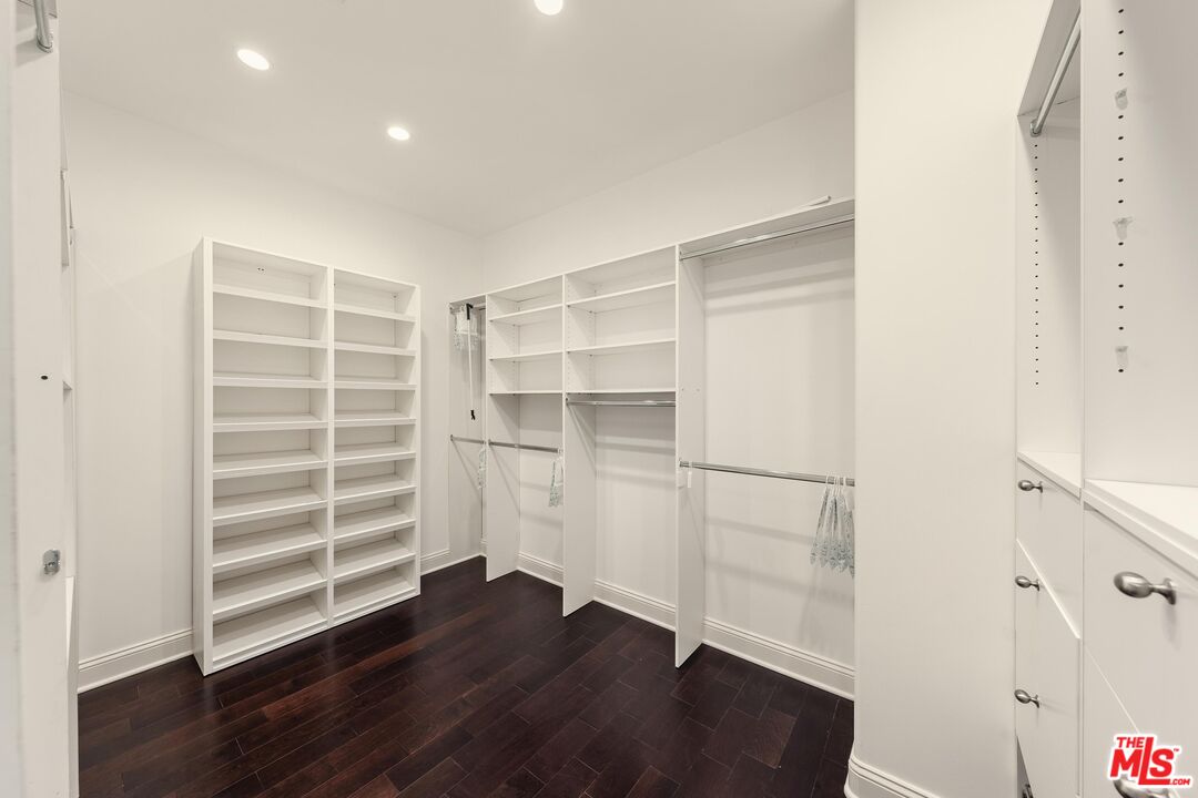 11325 Farlin St, brentwood