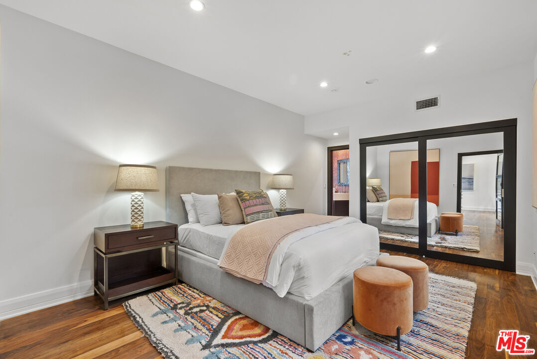 9330 Beverly Crest Dr, Beverly Hills