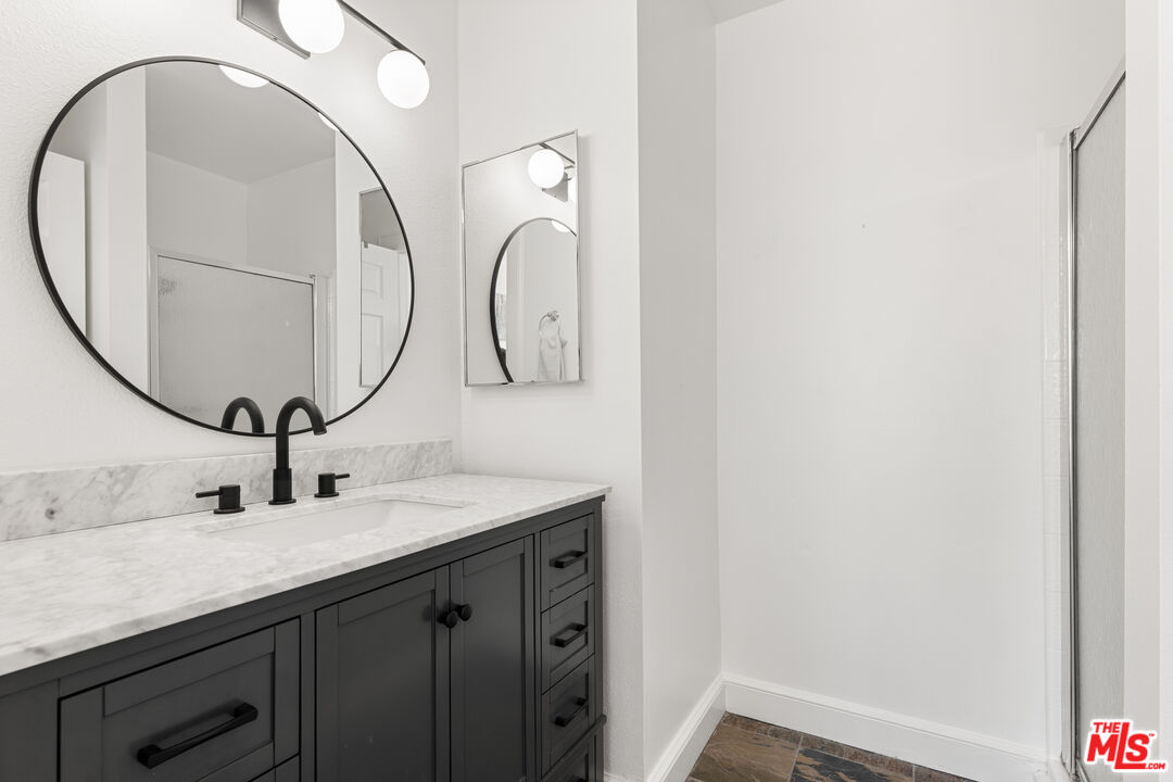 11127 La Maida St Unit: 3, North Hollywood