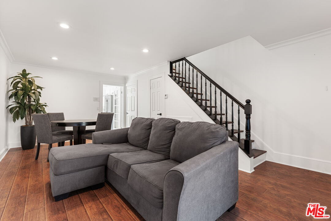 11127 La Maida St Unit: 3, North Hollywood