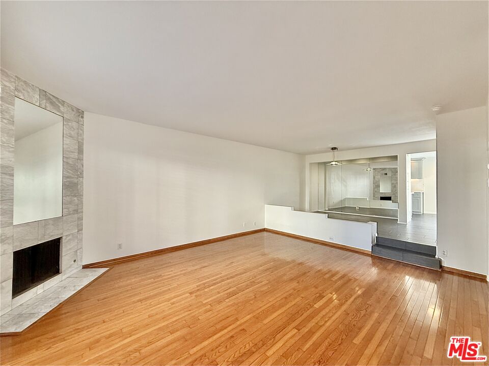 840 20th St Unit: 16
