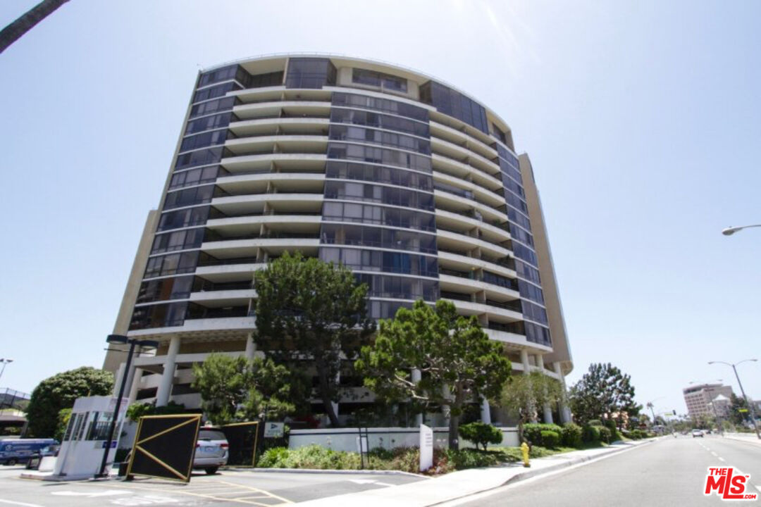 4316 Marina City Dr Unit: 301G