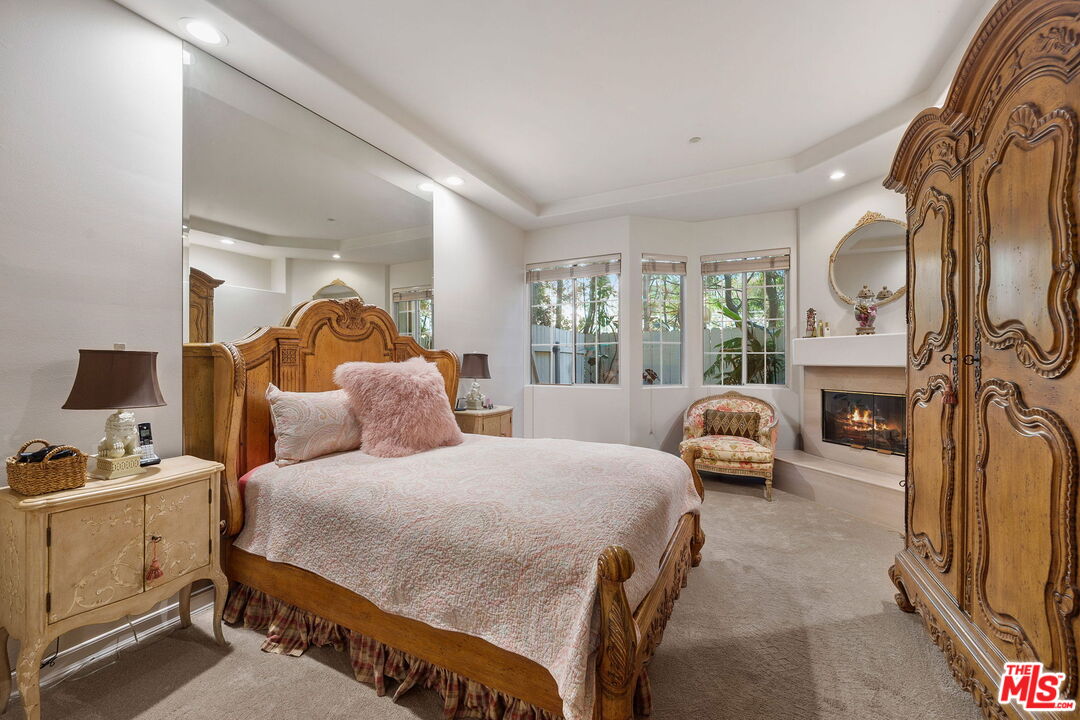 11680 Montana Ave Unit: 104, Brentwood