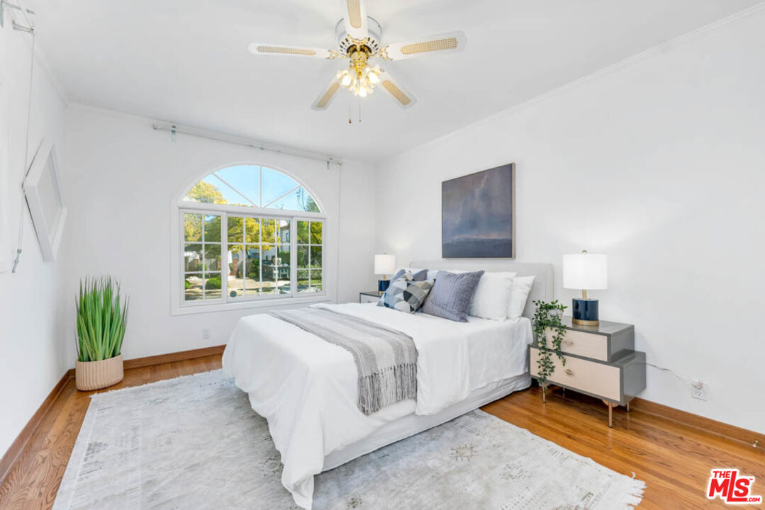 109 N Maple Dr