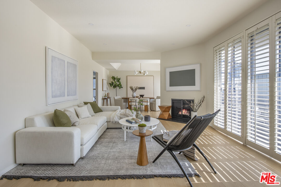 10640 Wilkins Ave Unit: 204, Westwood