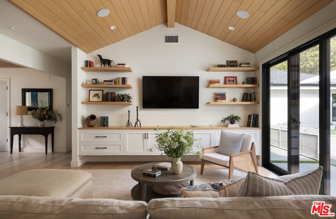 3336 Longridge Ave, Sherman Oaks