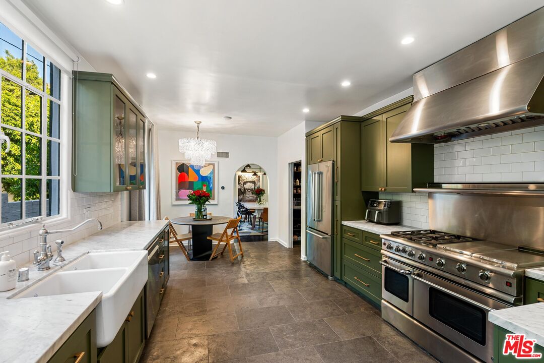 1512 Sunset Plaza Dr, Sunset Strip