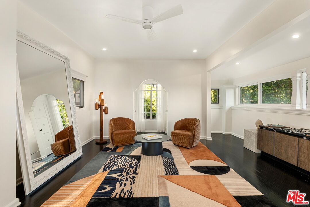 1512 Sunset Plaza Dr, Sunset Strip