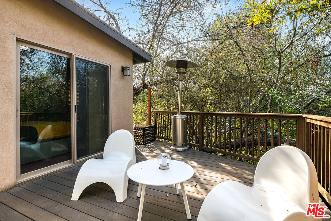 3861 Avenida Del Sol, Studio City