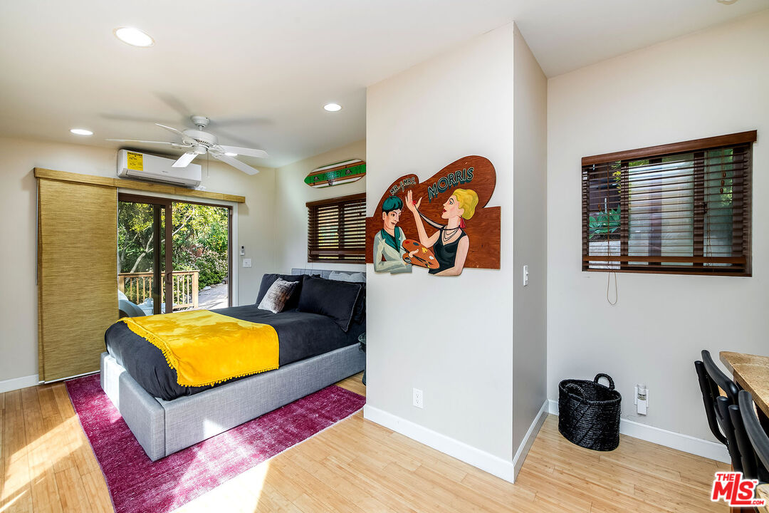 3861 Avenida Del Sol, Studio City