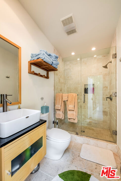 3861 Avenida Del Sol, Studio City
