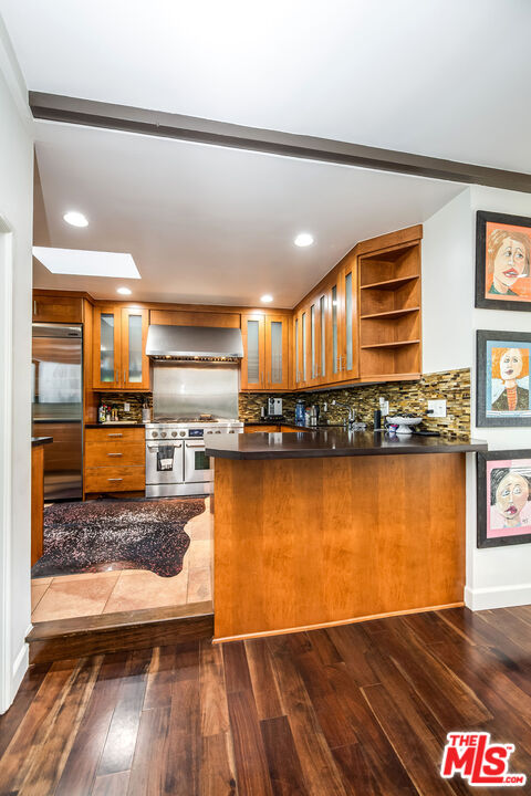 3861 Avenida Del Sol, Studio City