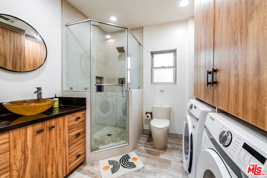 3861 Avenida Del Sol, Studio City