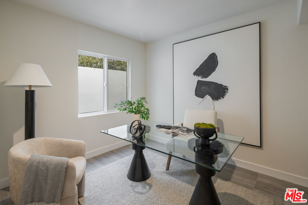 14380 Mulholland Dr, Bel Air