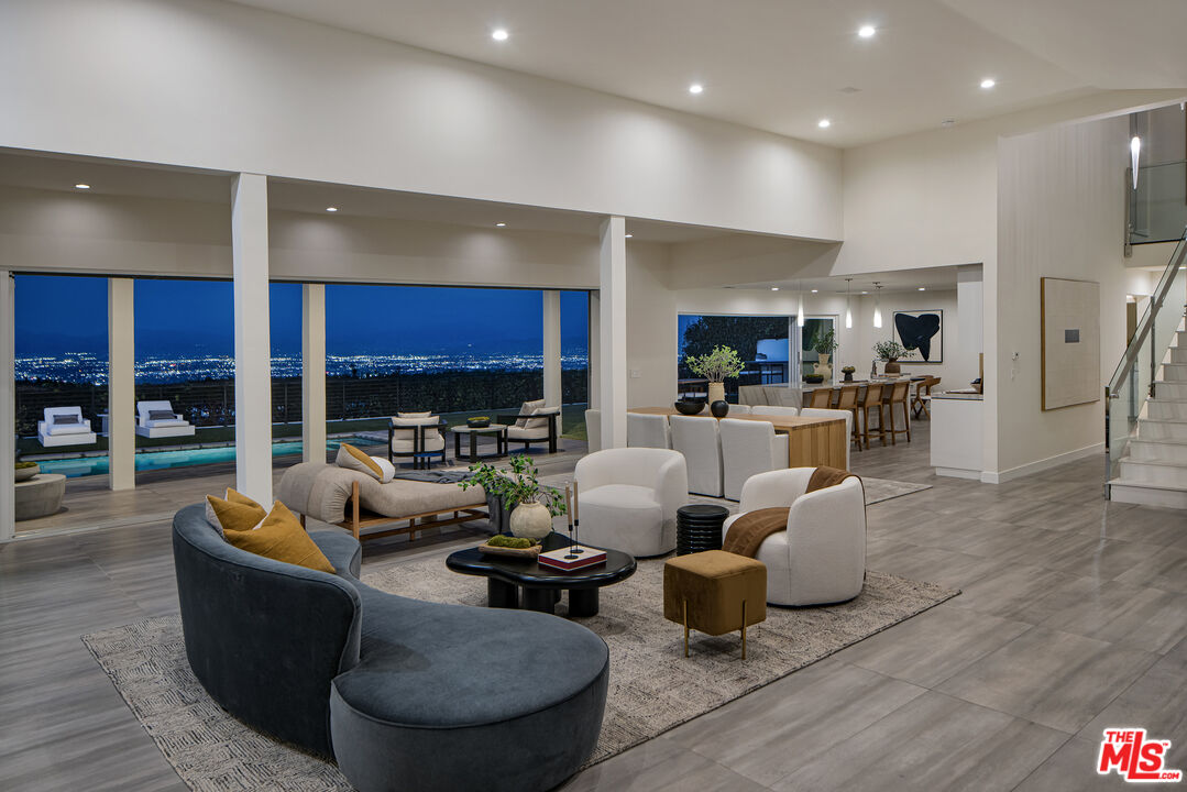 14380 Mulholland Dr, Bel Air