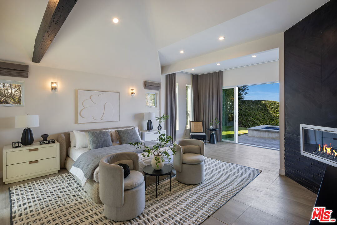 14380 Mulholland Dr, Bel Air