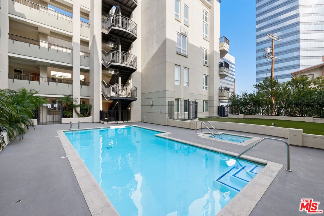 12222 Wilshire Blvd Unit: 405