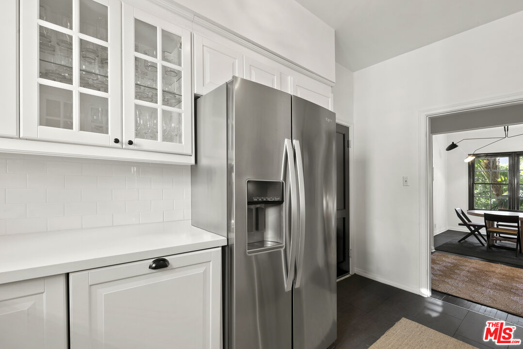 8724 Shoreham Dr Unit: C, West Hollywood