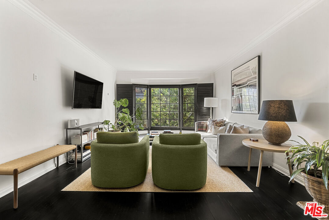 8724 Shoreham Dr Unit: C, West Hollywood