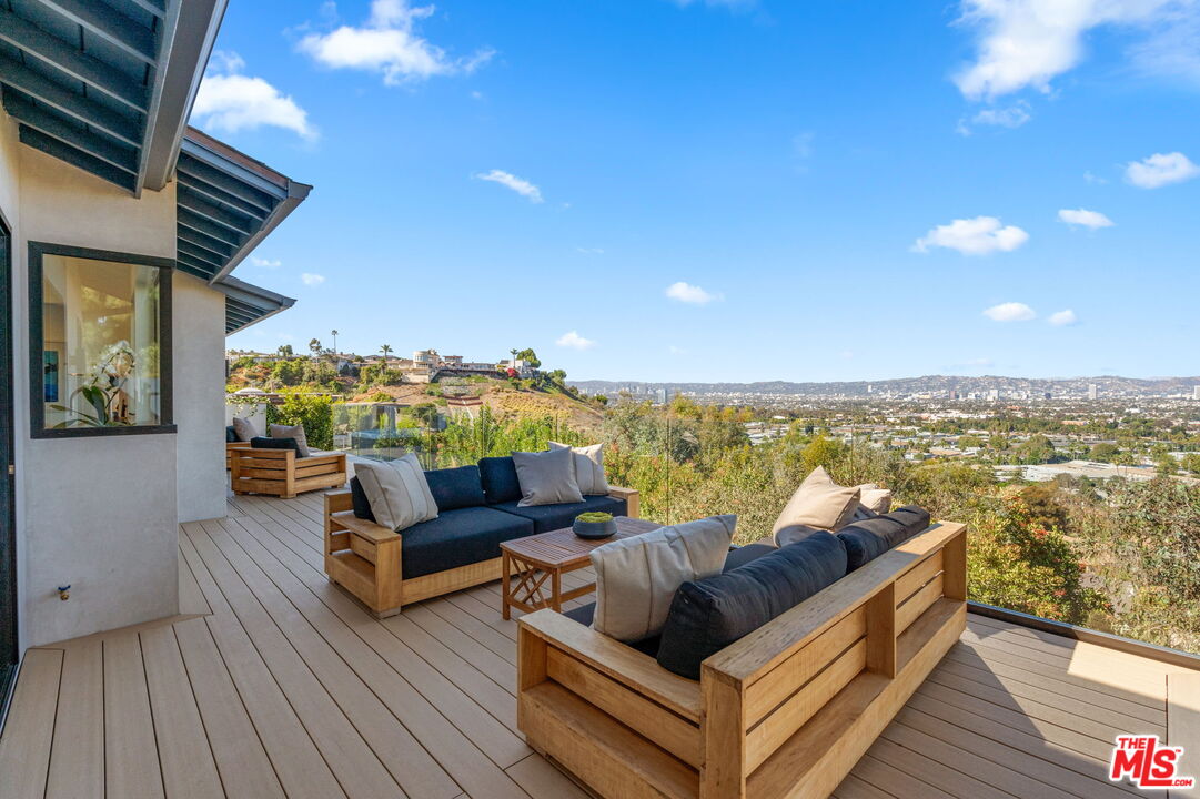 4301 Don Arellanes Dr, Los Angeles