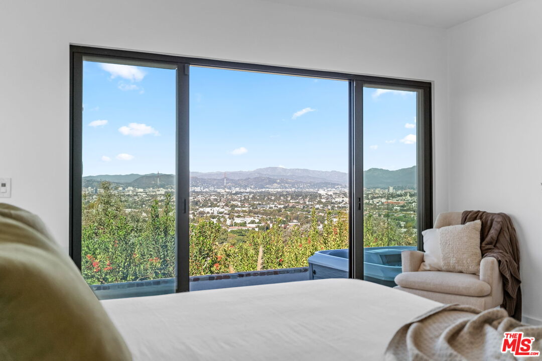 4301 Don Arellanes Dr, Los Angeles