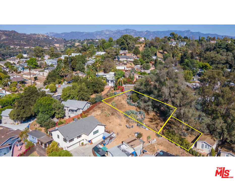 0 Poppy St., Highland Park