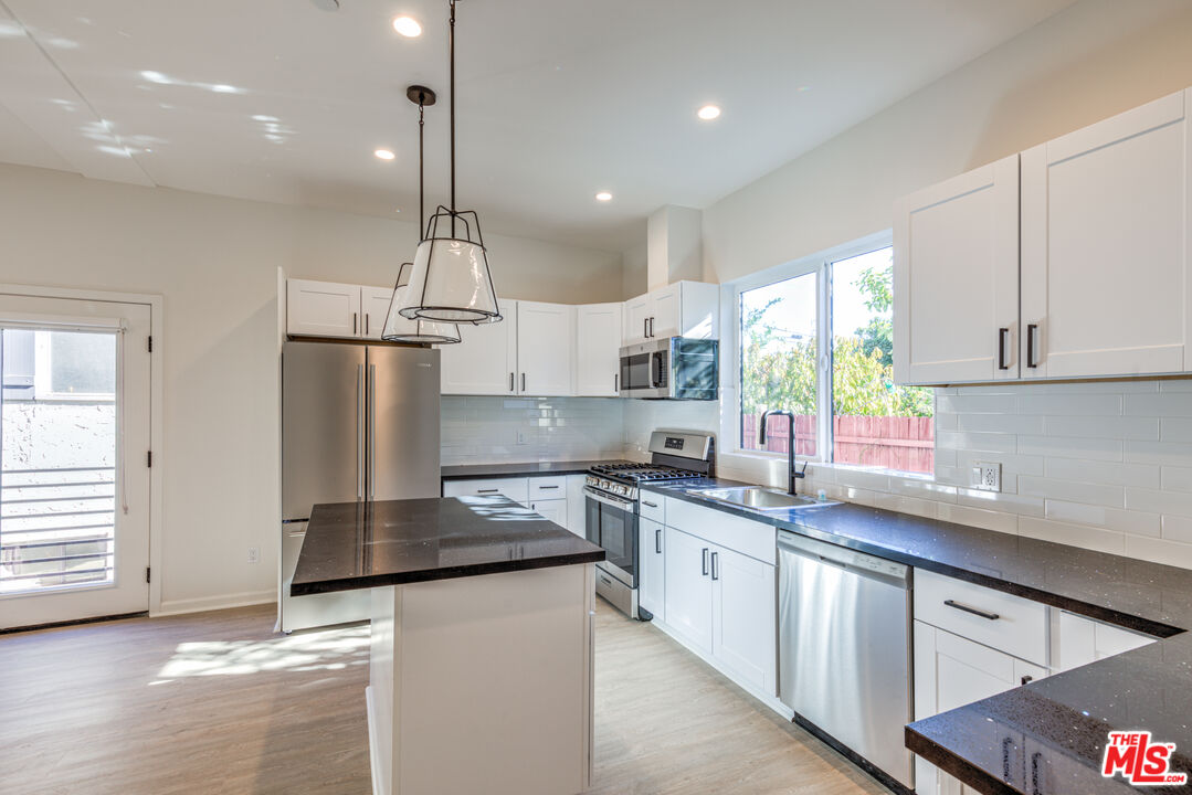 1855 Euclid St Unit: A, Santa Monica