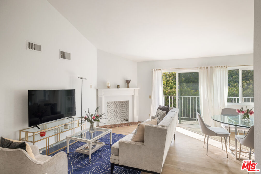 1515 S Beverly Dr Unit: 506