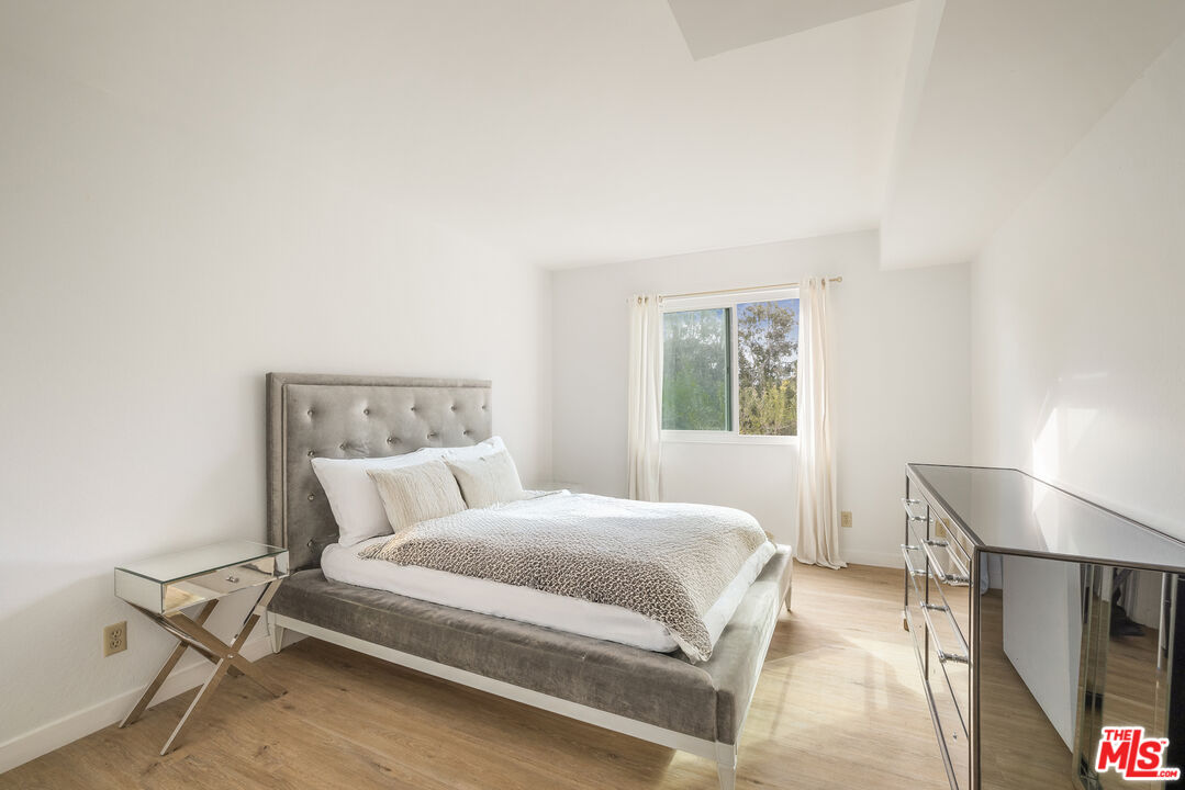 1515 S Beverly Dr Unit: 506