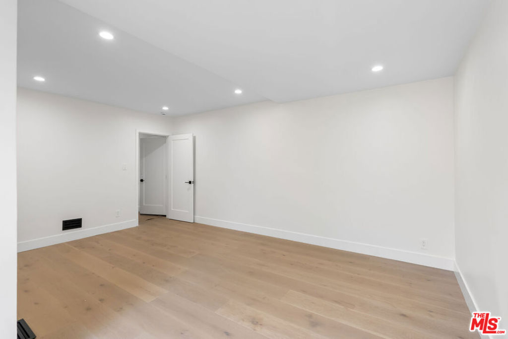 15645 Crownridge Place