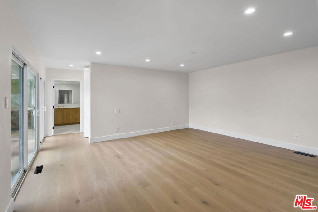 15645 Crownridge Place