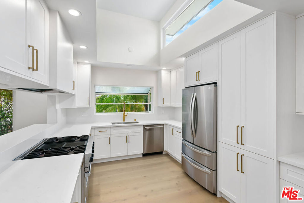 15645 Crownridge Place