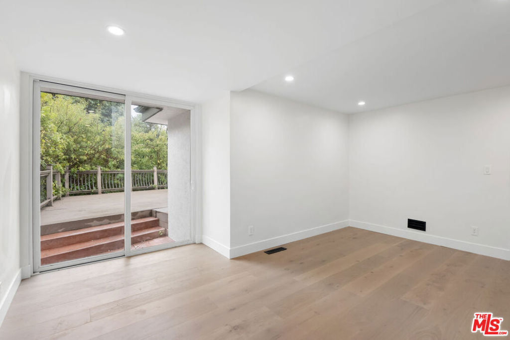 15645 Crownridge Place