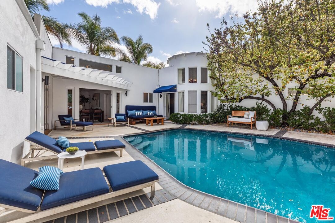 1501 Rising Glen Rd, Sunset Strip