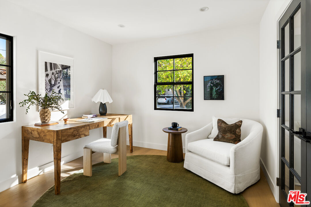 14733 Tustin St, Sherman Oaks